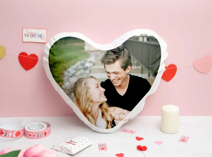 Cojín personalizado con forma de corazón
