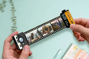 Llavero carrete fotos personalizado desplegado con imágenes impresas en formato retráctil