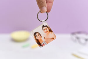 Llavero de metacrilato formato cuadrado 5x5 cm