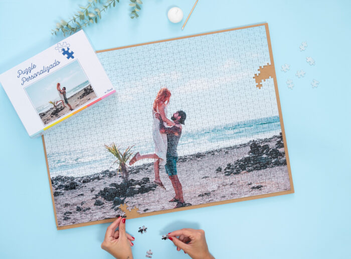 Puzzle personalizado con tu foto de 1000 piezas tamaño 68x48 cm.