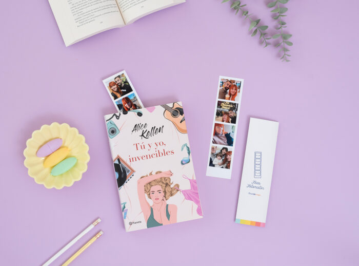 Tira de fotomatón con tus fotos. Se puede utilizar como punto de lectura